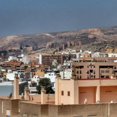 Confortable Excelentes Vistas Almeria